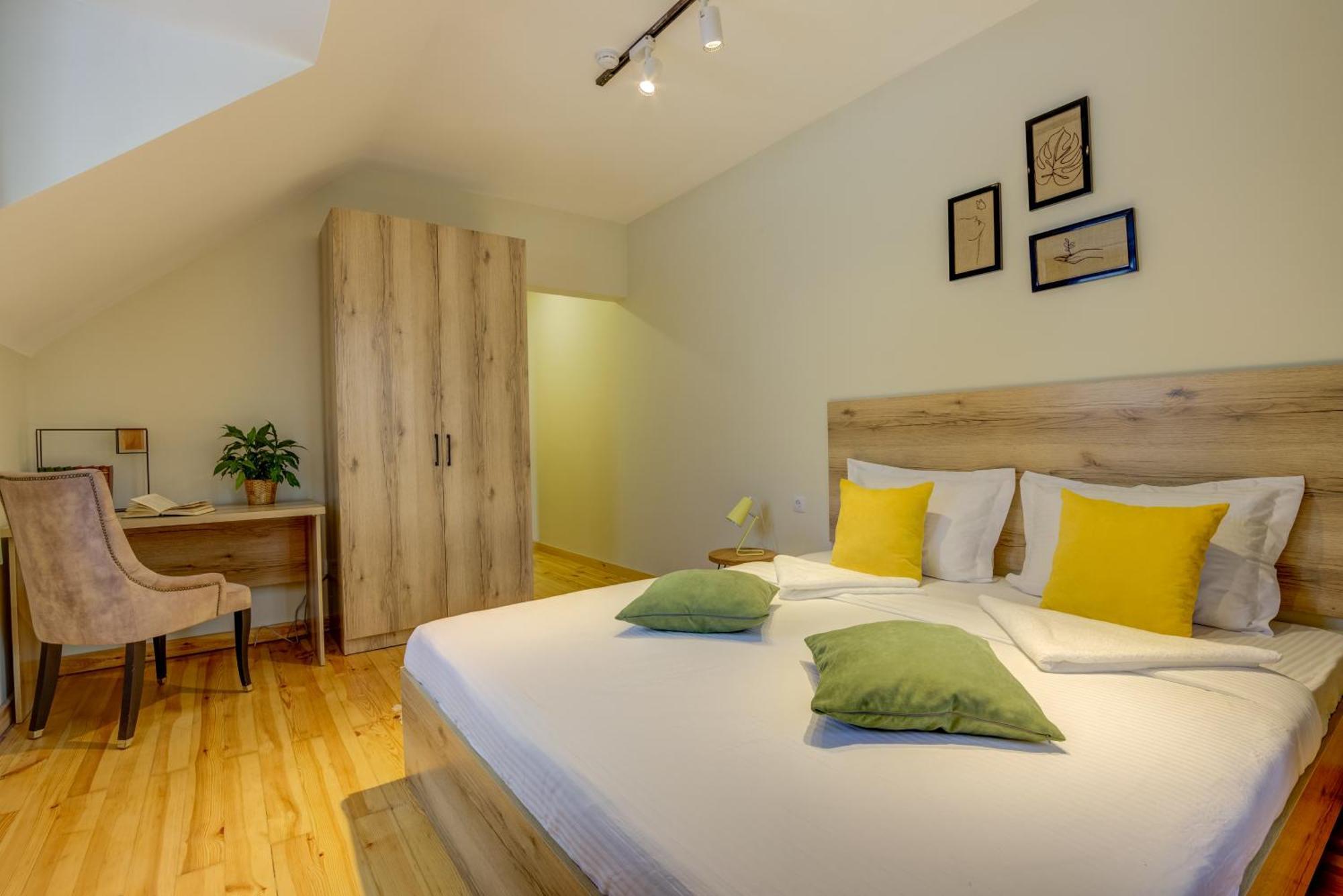 People Guest House Bişkek Dış mekan fotoğraf