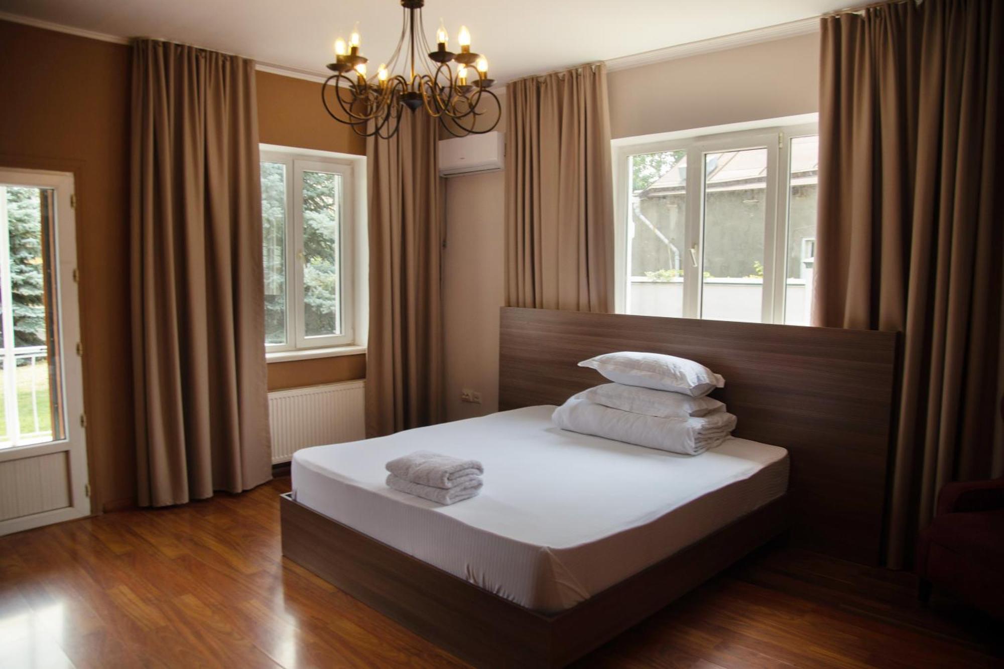 People Guest House Bişkek Dış mekan fotoğraf