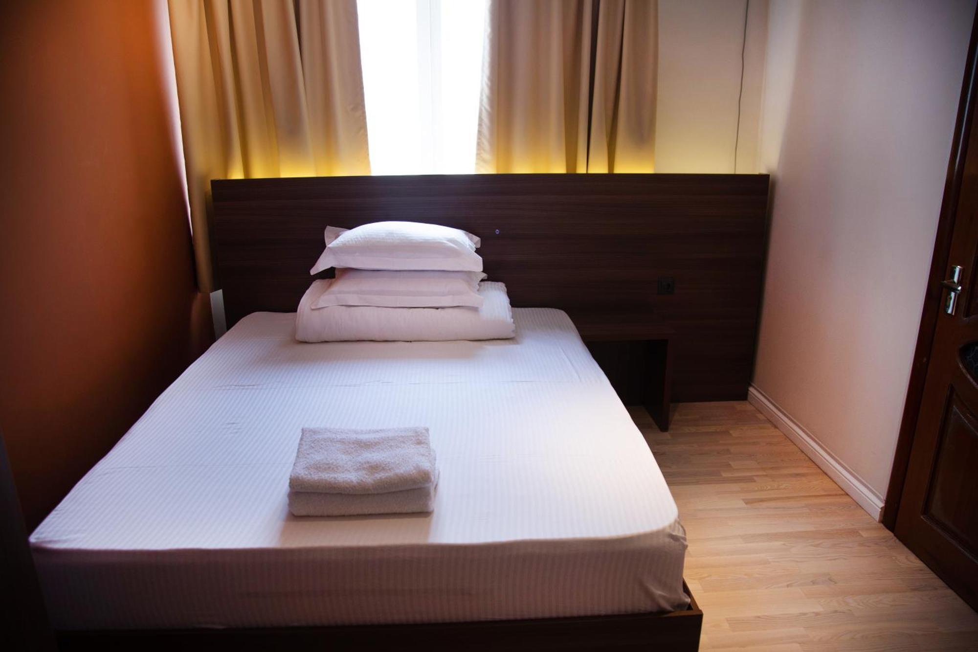 People Guest House Bişkek Dış mekan fotoğraf